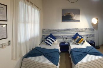Отель Cokes Surf Camp Тулусду Экстерьер фото